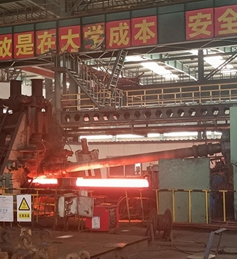 海鑫達穿孔機現場